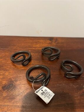 World Market Dark Metal Loop Ring - Black Napkins Holder 4 piece